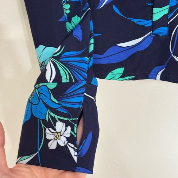 Tommy Bahama UPF 50+ Full Zip Golf Jacket in Blue and Green Floral - Size M - Picture 8 of 8